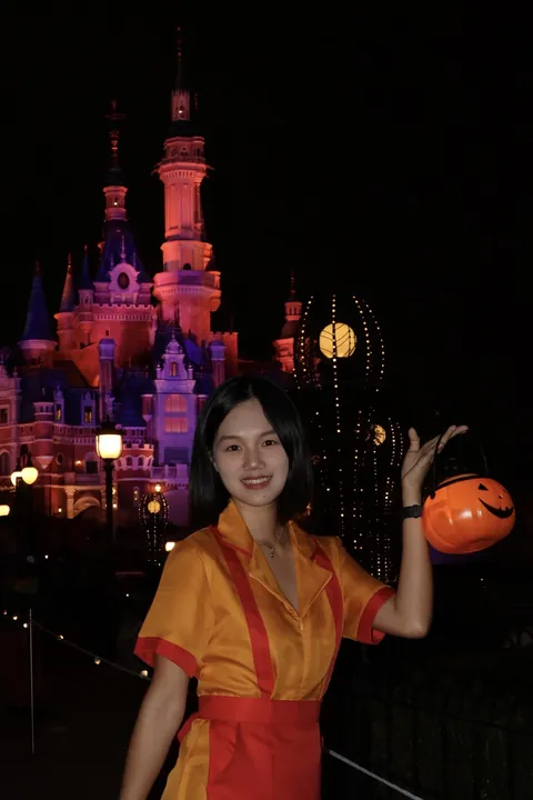 Melody 在迪士尼乐园